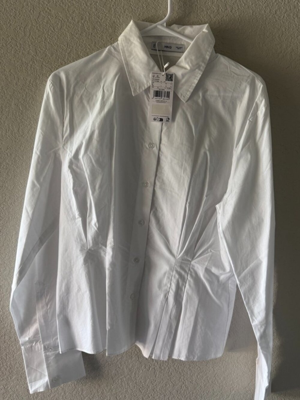 NWT Mango White Pleated Cotton Button-Up Shirt (Size L)